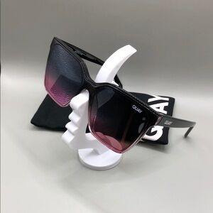 Quay Australia level up black Gradient Square Sunglasses Semi Oversized NWOT